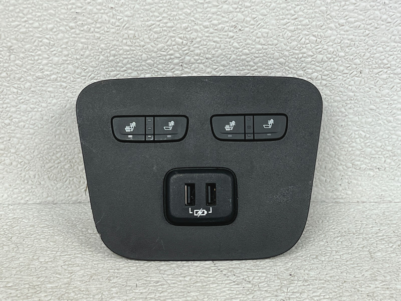 ⭐18-24 GMC TERRAIN DENALI SEAT HEATER & CHARGE PORT SWITCH PANEL OEM LOT2667