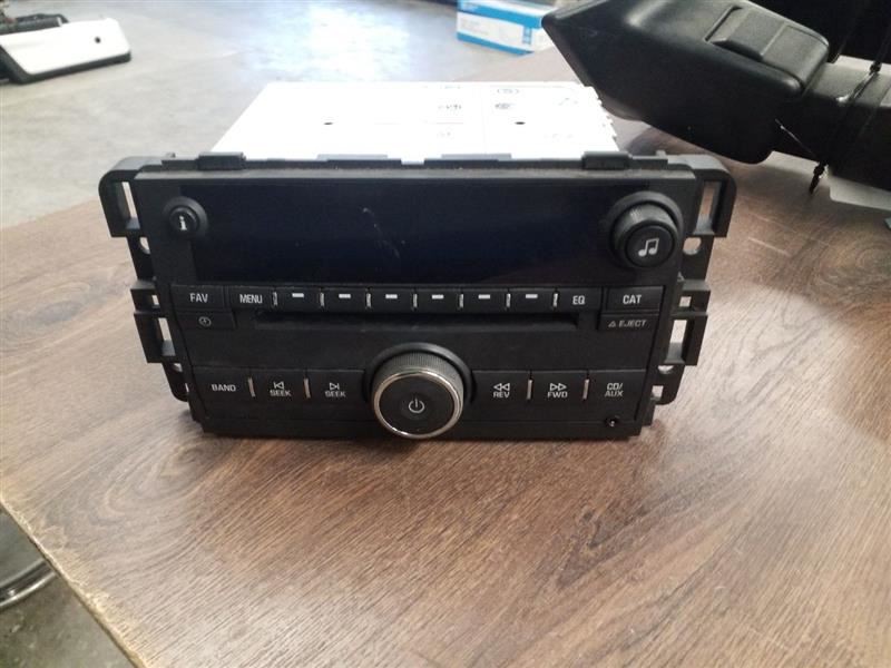 2013-2016 Chevy Impala Radio AM FM CD Player MP3 Opt US8 VIN W 4th Digit