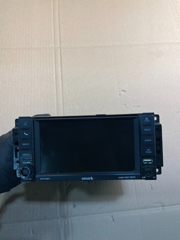 2007 2013 Jeep Dodge Chrysler Screen Display CD Player Satellite Radio V0866 DG