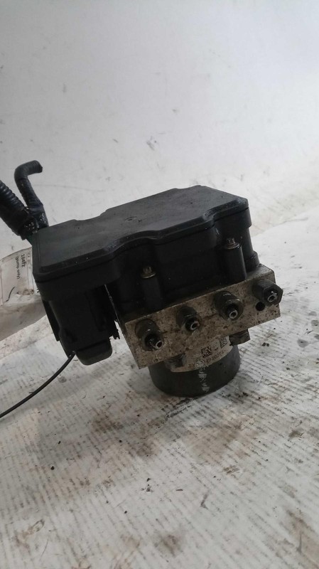2019 Dodge Caravan ABS Pump & Motor Assembly OEM 68194483AC 125K Miles