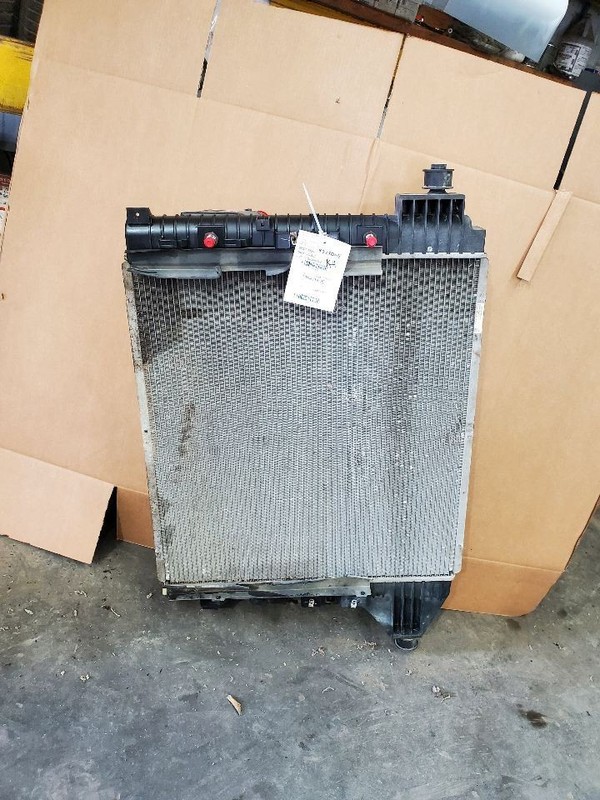 Radiator Fits 08-10 FORD F250SD PICKUP 300626