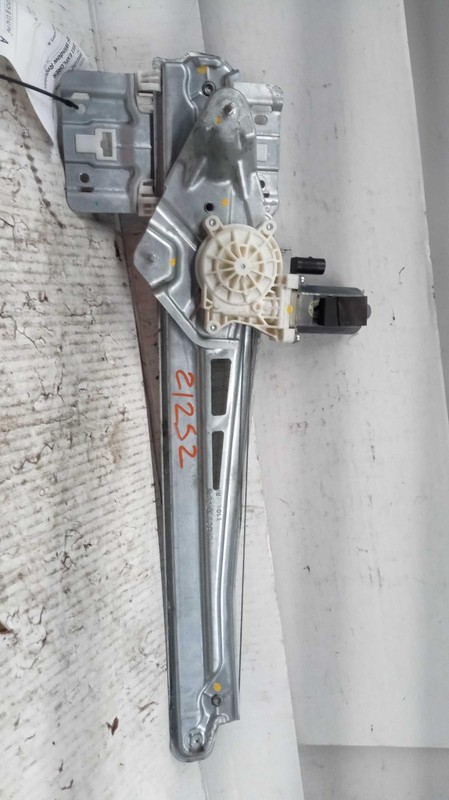 2011-2017 Ford Explorer Right Window Regulator with Motor, Black, Used