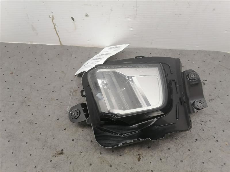 Passenger Corner/Park Light Daytime Running Lamps Luxury Fits 18-19 XTS 1296654