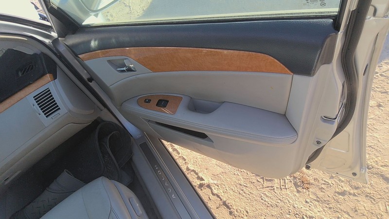 Front Door Trim Panel TOYOTA AVALON Right 05 06 07 08 09 10 11 12