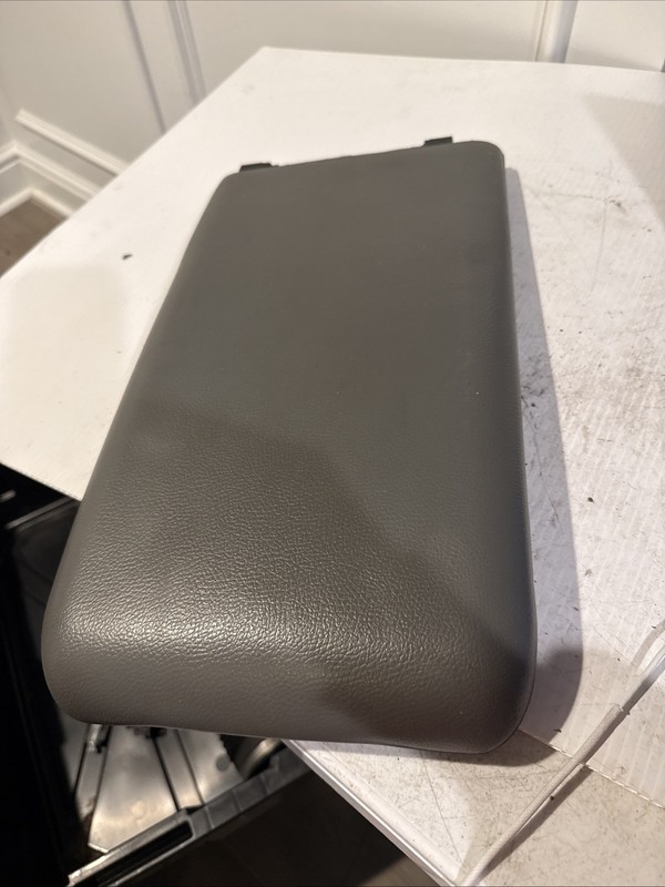 99-05 Dodge Dakota Armrest Center Console Arm Rest Lid Gray Leather RL
