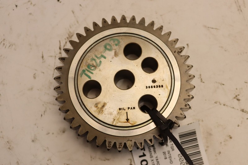 17-24 INTERNATIONAL LT625 CUMMINS TIMING GEAR IDLER SHAFT HUB 3690640 OEM
