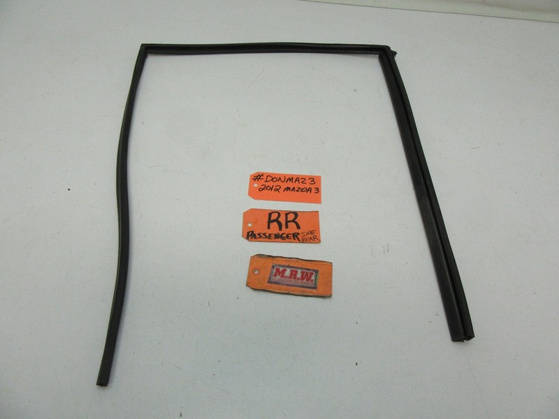 RIGHT PASSENGER BACK REAR DOOR RUBBER SEAL WEATHER STRIP MOLDING RR RH GASKET