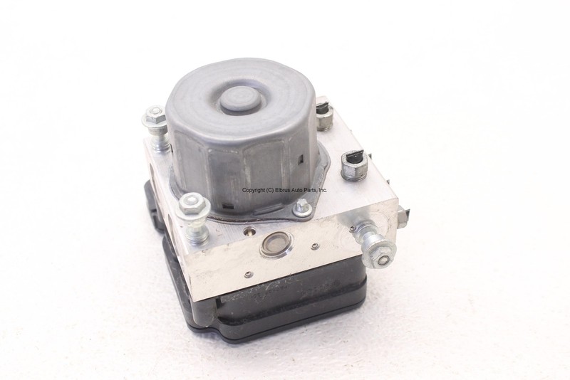 2015 2016 SUBARU IMPREZA 2.0L ANTI LOCK ABS BRAKE PUMP MODULE W/O PRE-CRASH 24K