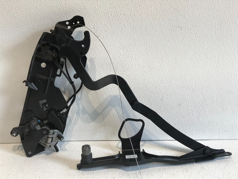 08-13 BMW 128I 135I E88 CONVERTIBLE Left SOFT ROOF TOP HINGE OEM 7174773-10