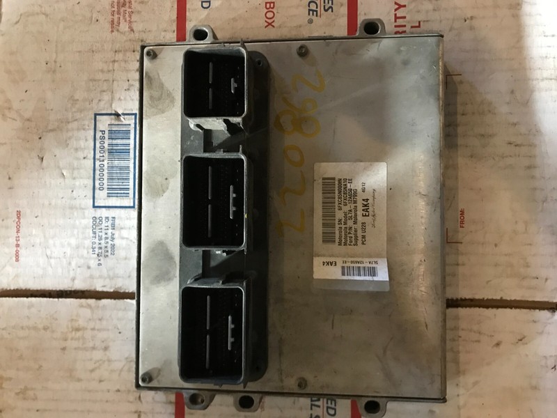 05 2005 Lincoln Navigator Engine Control Module Unit Computer ECM 5L7A12A650EE