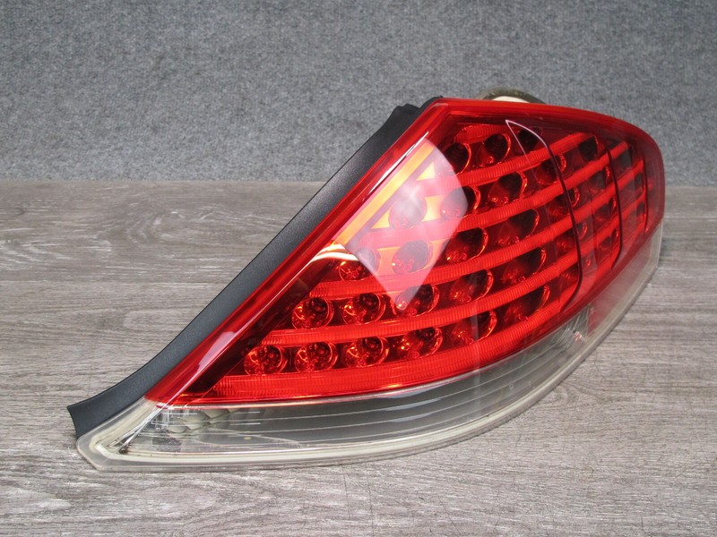 2006-2007 BMW E63 E64 REAR RIGHT LED TAIL LIGHT LAMP 7170976