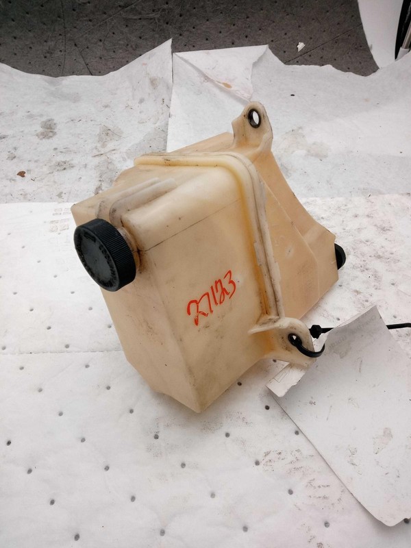 2016 Nissan Murano Engine Coolant Reservoir OEM Silver 3.5L 120K Miles