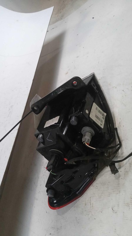 2020 Jeep Grand Cherokee Right Tail Light Assembly White 45K Miles OEM