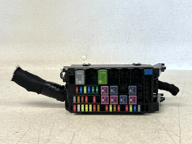 ⭐2020-2025 BUICK ENCORE GX ENGINE FUSE RELAY JUNCTION BOX BLOCK OEM LOT2695