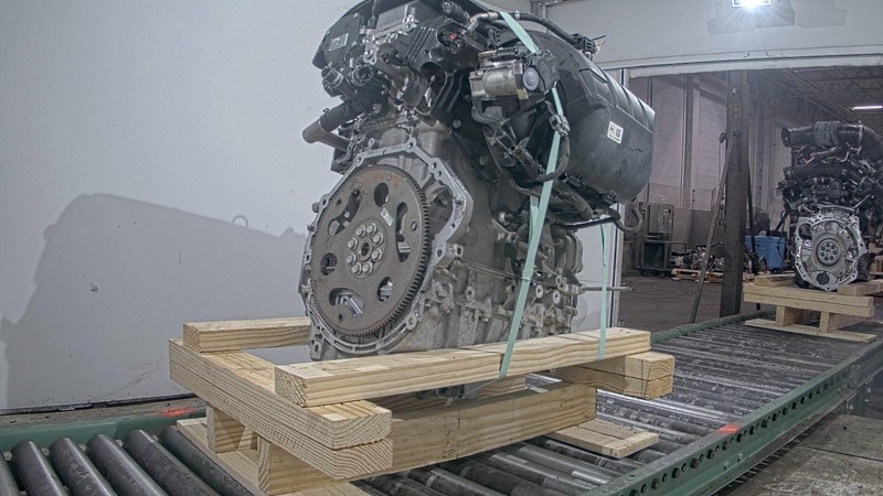 2019 Chevrolet Equinox 2.0L 4WD Engine Complete Assembly, 124K Miles, OEM