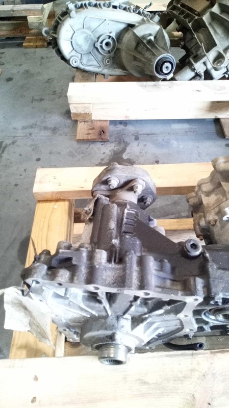 2013 INFINITI FX Series Transfer Case Assembly 5.0L OEM 158K Miles Purple