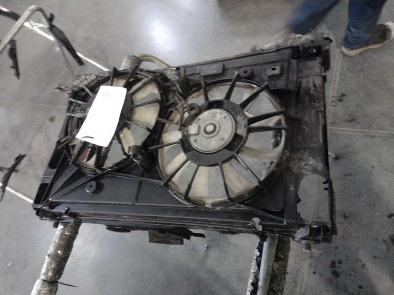 2011 Toyota Prius Engine Cooling Fan Motor OEM Silver 1.80L 185K Miles