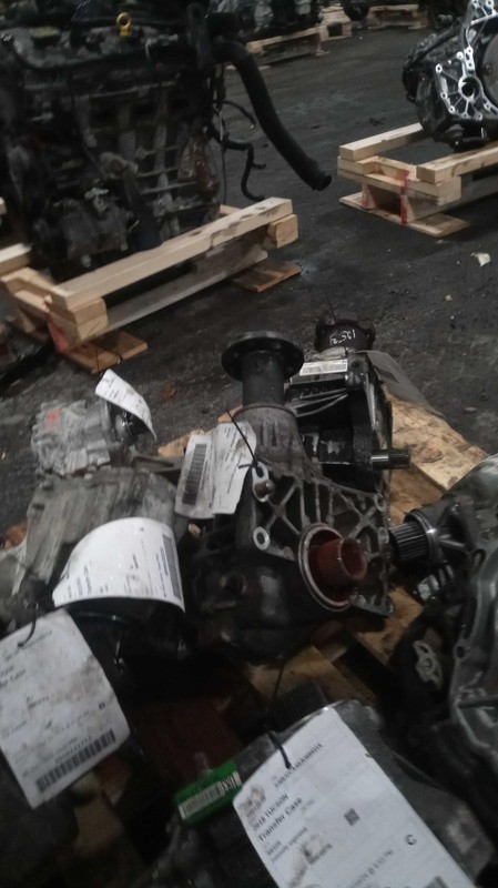 2017 KIA Sportage Transfer Case Assembly OEM 114K miles Red NJ25-12591-358620