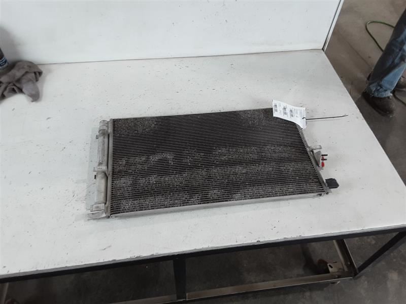 AC Condenser Naturally Aspirated Fits 16-18 TUCSON 2580682