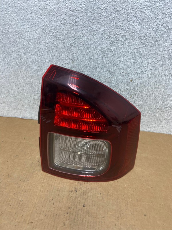 2014 - 2017 Jeep Compass Right Passenger Side Tail Light AD4689 LK