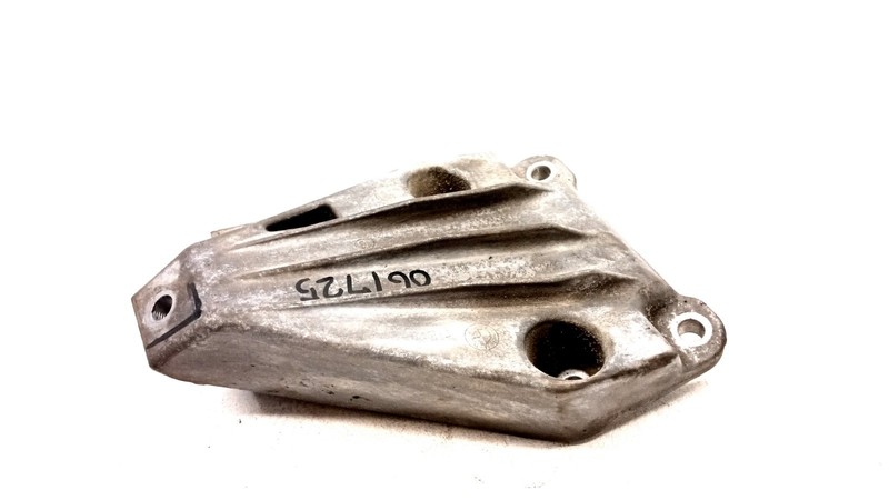 11-17 BMW F07 F10 535i GT 640i xDRIVE ENGINE MOUNT SUPPORT BRACKET LEFT OEM 0617