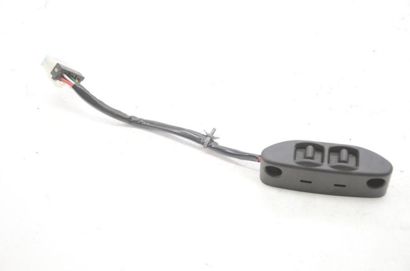 2007-2009 Nissan 350Z Vert VQ35HR Driver Left Front Seat Control Switches