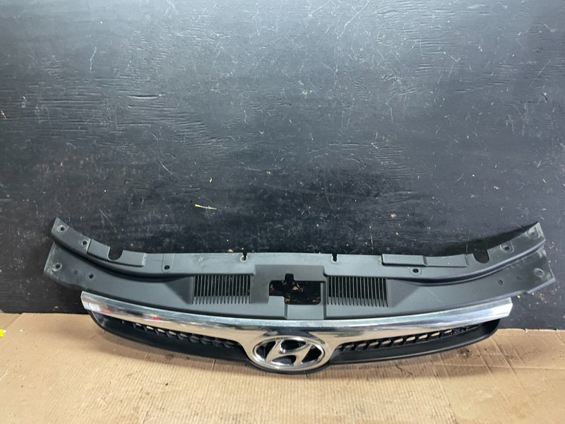2009-2012 Hyundai Elantra Touring Wagon Front Upper Grill Grille T0509 DG