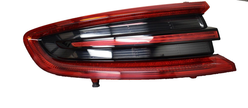2015-2018 PORSCHE MACAN S TAIL LIGHT LEFT SIDE FACTORY OEM
