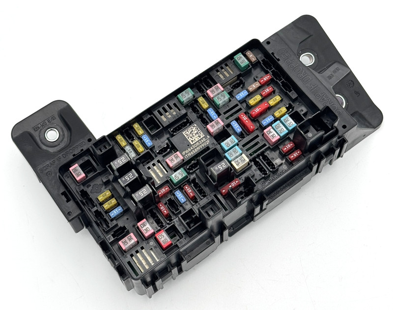 ✅ 19-26 RAM 1500 5th Gen OEM POWER DISTRIBUTION CENTER FUSE BOX Mopar 68430152AB