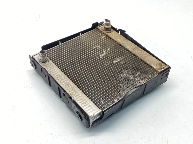18-24 BMW G30 G12 F90 F92 M5 M8 Secondary Coolant Auxiliary Radiator NOTE* OEM✅