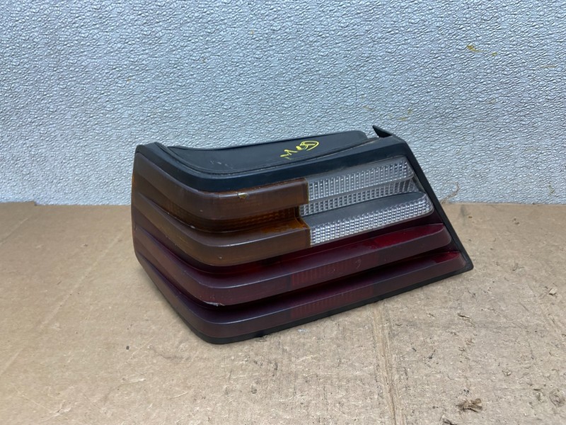 1994 to 1995 Mercedes E Class W124Left Driver LH Side Tail Light AA4080 DW