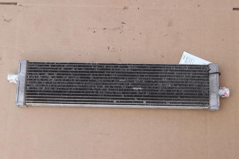 2012-2016 PORSCHE PANAMERA HYBRID 3.0L LOWER BATTERY COOLANT AUX RADIATOR OEM