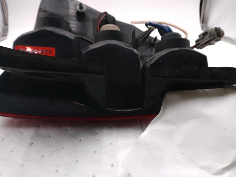 2007 Pontiac Torrent Left Tail Light Assembly Black SCUFFED 135K Mileage
