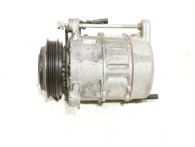 14-18 Chevrolet Silverado GMC Sierra 1500 5.3 AC Air Conditioning Compressor OEM