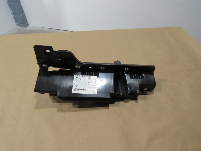18-21 Mercedes GT 63 X290 2019 Rear Left Reinforcement Bracket Mount Support :A