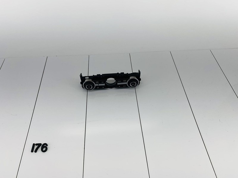10-13 RANGE ROVER SPORT FRONT CENTER DASH INSTRUMENT PANEL RADIO SWITCH OEM