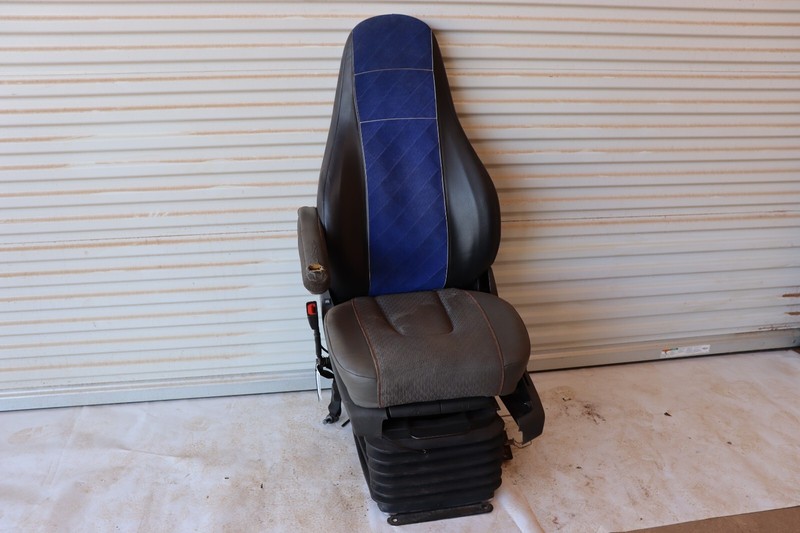 2019-2023 VOLVO VNL 760 FRONT LEFT DRIVER SIDE SEAT LEATHER OEM