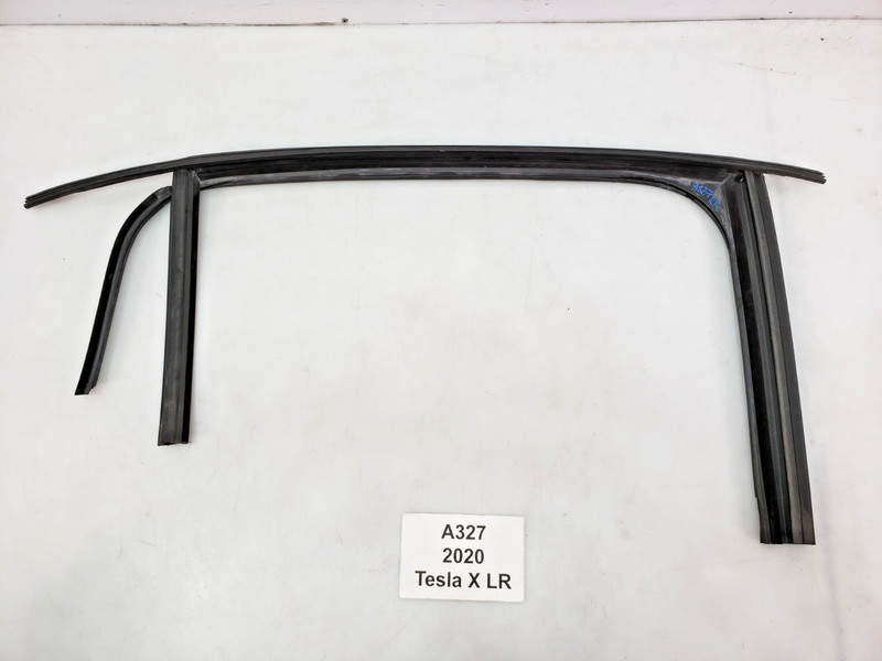 ✅ 16-20 OEM Tesla Model X Rear Right Passenger Side Door Window Seal