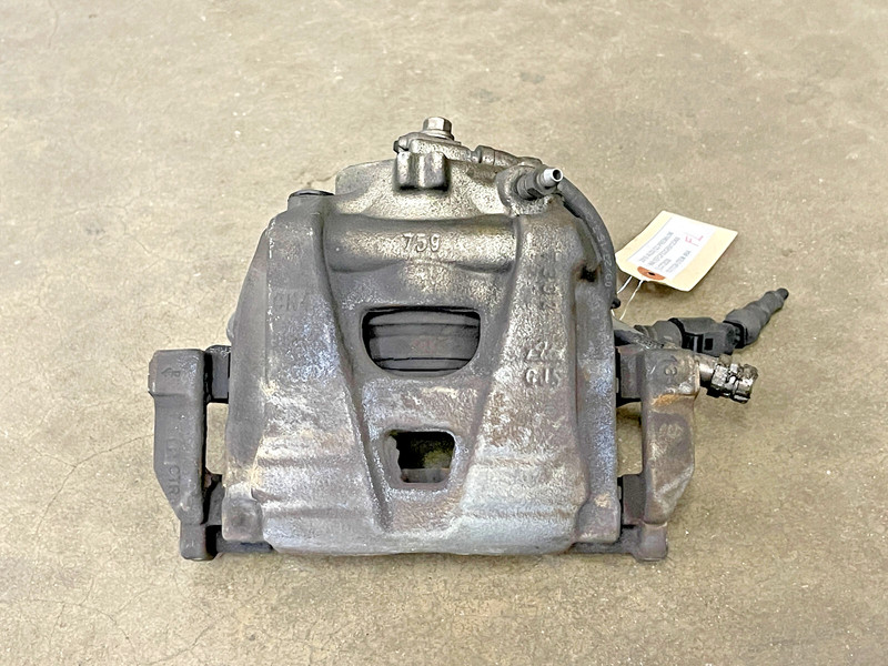 ⭐2015-2018 AUDI Q3 FRONT LEFT DRIVER SIDE DISC BRAKE CALIPER ASSY OEM LOT2538
