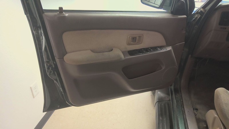 Front Door Trim Panel TOYOTA 4RUNNER Left 99 98 97 96 00 01 02