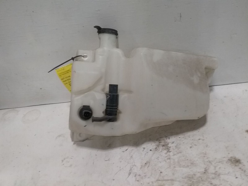 Wash Reservoir Classic Style Limited Fits 19-22 SIERRA 1500 PICKUP 3429682