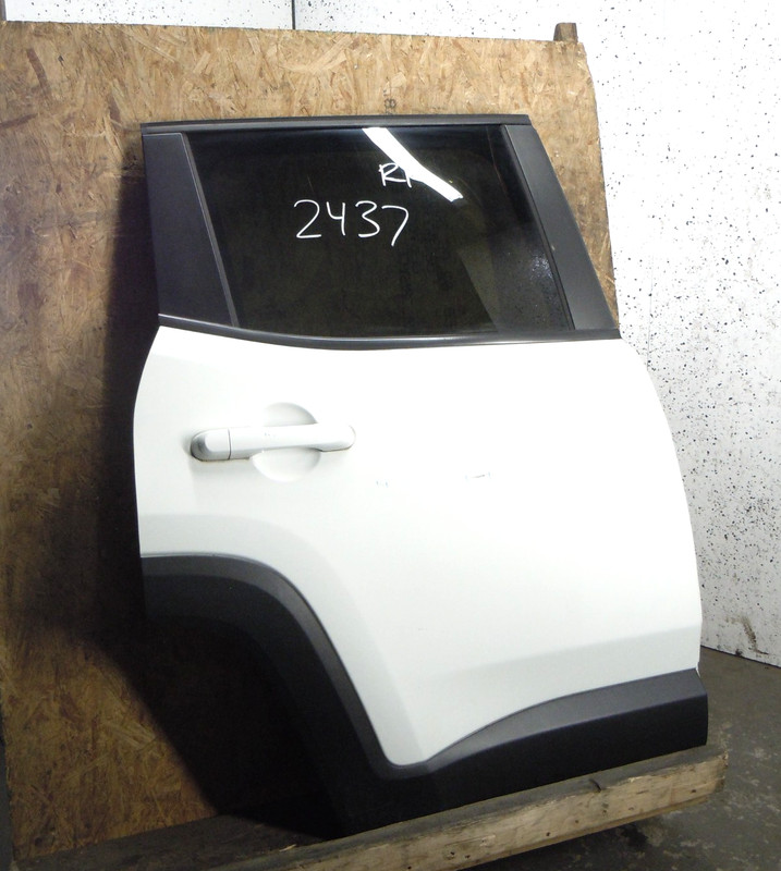 2015-2023 Jeep Renegade Rear Door Assembly Passenger Right Electric OEM 296