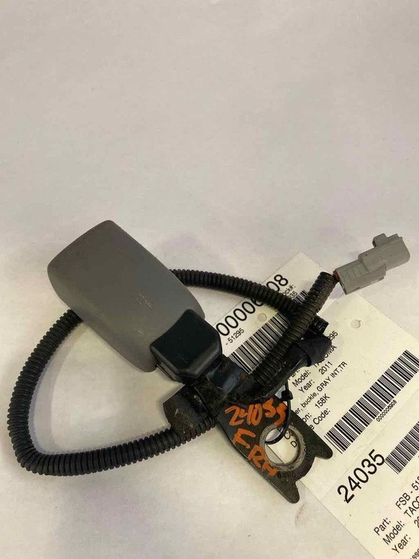 Front Seat Belt Buckle TOYOTA AVALON 11 12