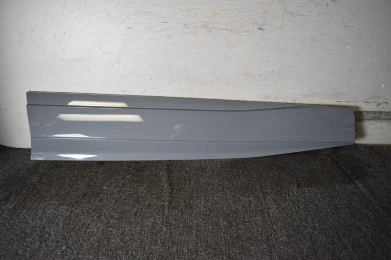 2020 2021 2022 2023 Audi Q7 SQ7 OEM Right Rear Lower Door Molding