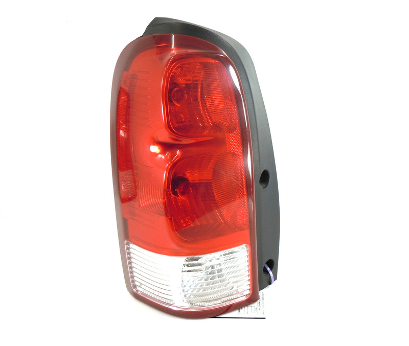 2005-2009 Chevrolet Uplander Tail Light Lamp Driver Left OEM