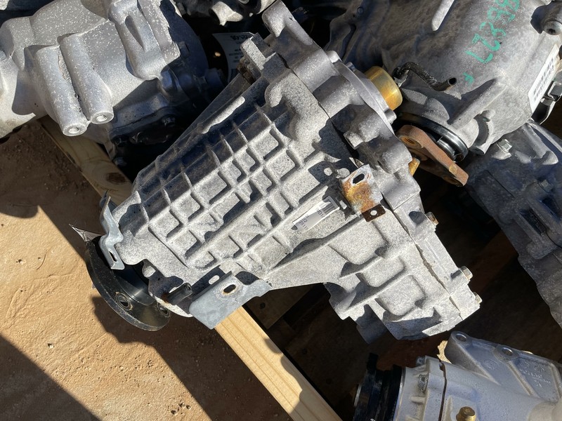 09-13 INFINITI G37 3.7L AWD AT TRANSFER CASE 127K MILES