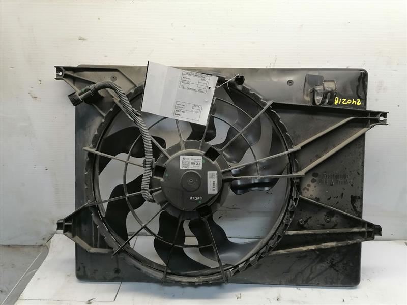 Radiator Fan Motor Fan Assembly Fits 16-20 SORENTO 1390666