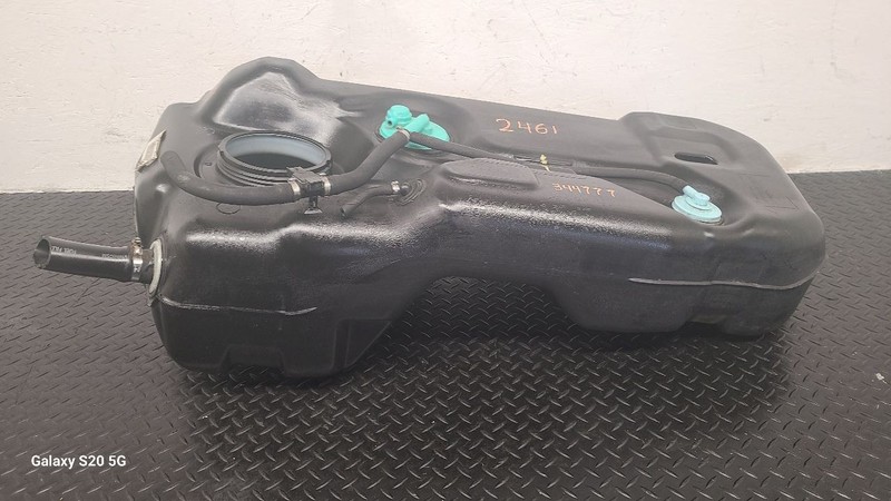 01-04 Ford Escape V6 Fuel Gas Tank Assembly 16.4 Gallons OEM 1L8U-9002-DA