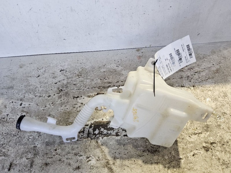 Wash Reservoir Flexible Neck Fits 10-17 EQUINOX 3391821