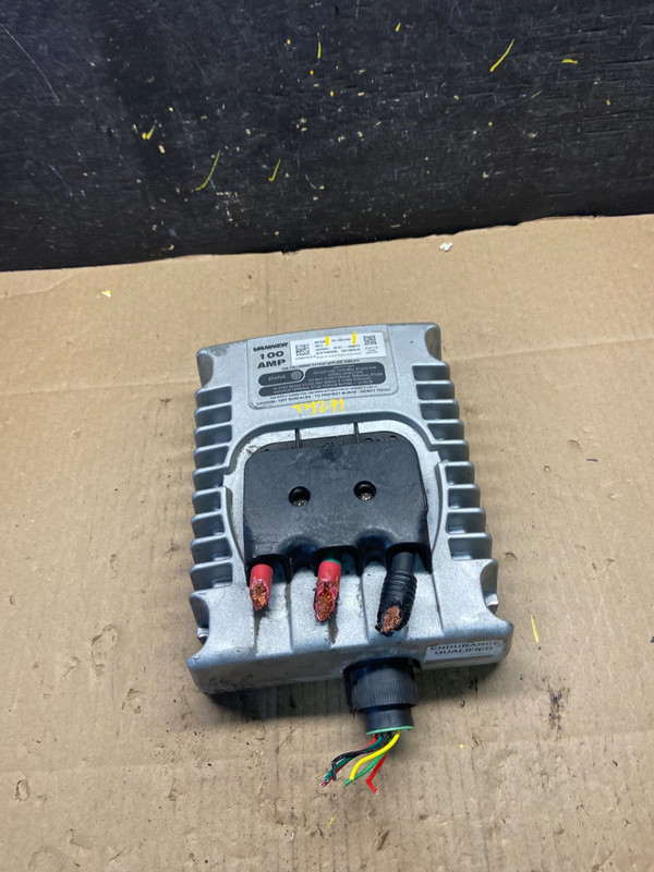 Vanner 70-100 Battery Equalizer 100 Amp 24 Volt Input to 12 Volt Output T4271 PS